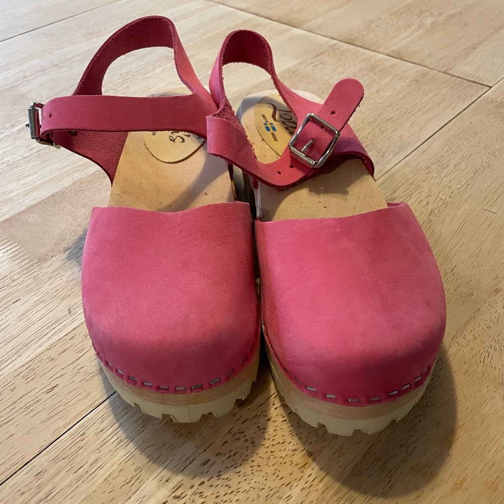 Lotta From Stockholm Rose Pink Leather Clogs with Buckle Strap